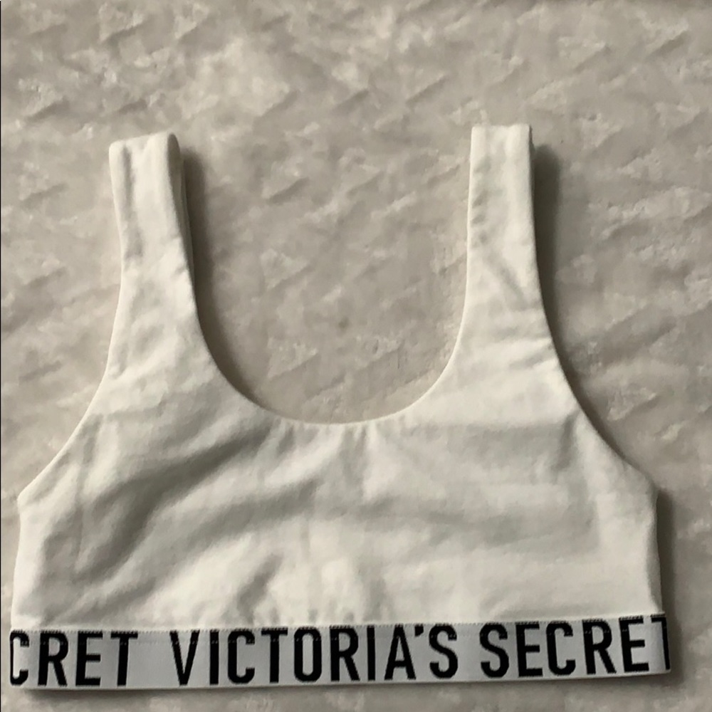 Victoria’s Secret Sports bra